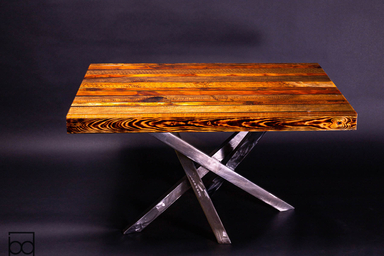 Wymiary blatu: 100 x 80 x 8 cm
Wysokość: 50 cm
